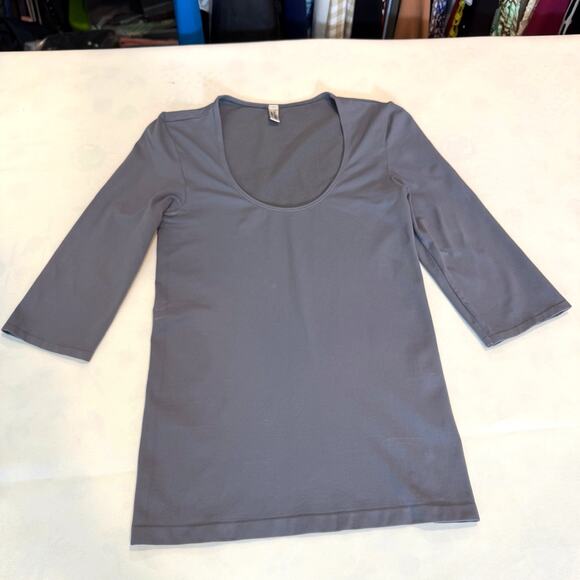 Last Tango Gray Top Lycra Spandex Form Fitting Scoop Neckline 3/4 sleeves - Picture 13 of 16